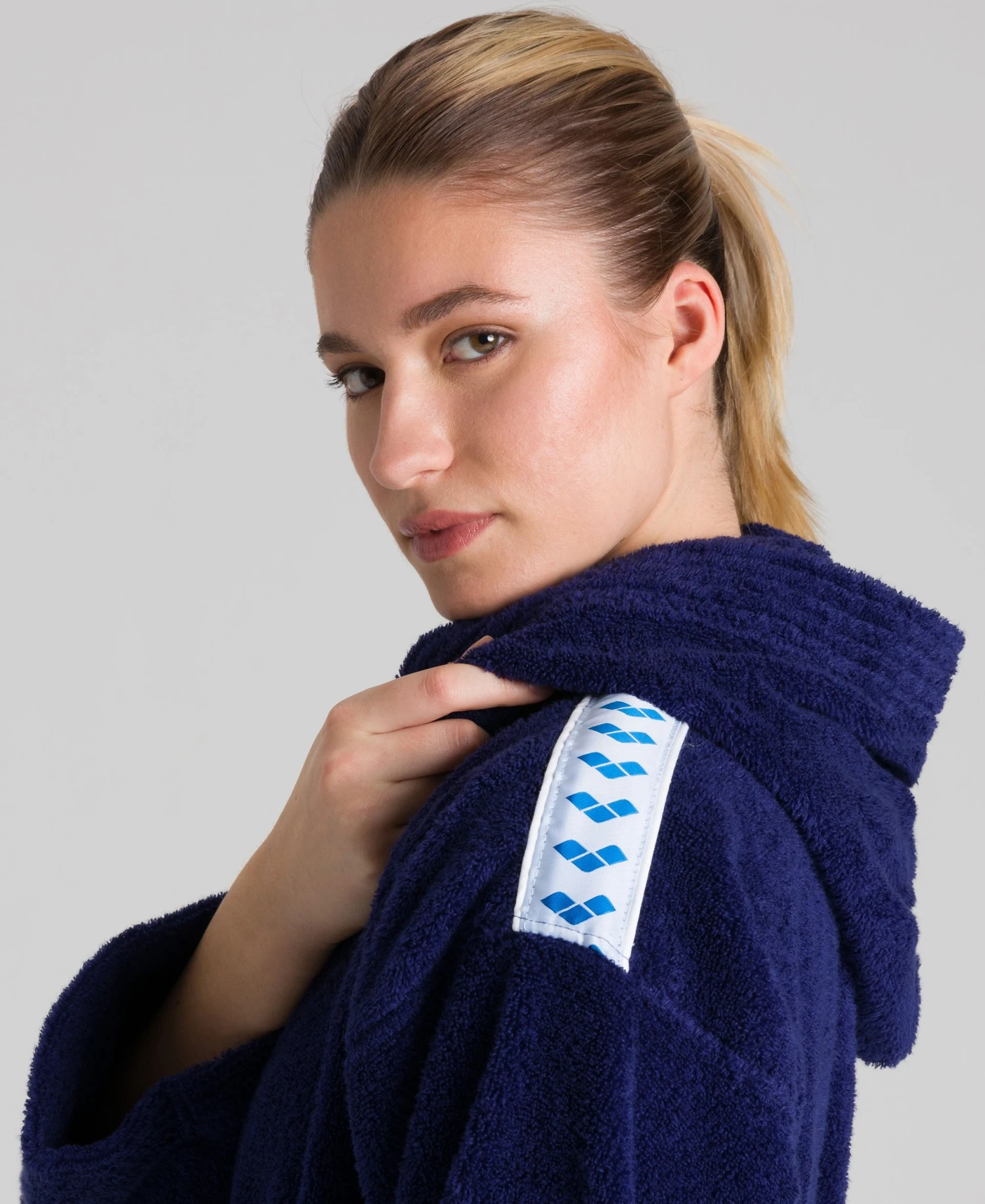 Arena Core Soft Bathrobe 3 Arena Core Soft Bathrobe