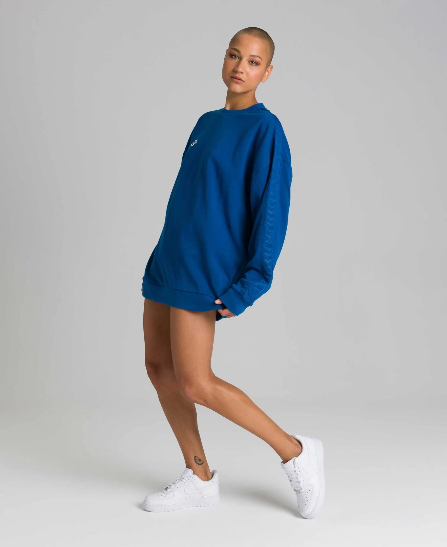 Arena Oversized Team Sweatshirt 12 Arena Oversized Team Sweatshirt - Image 10