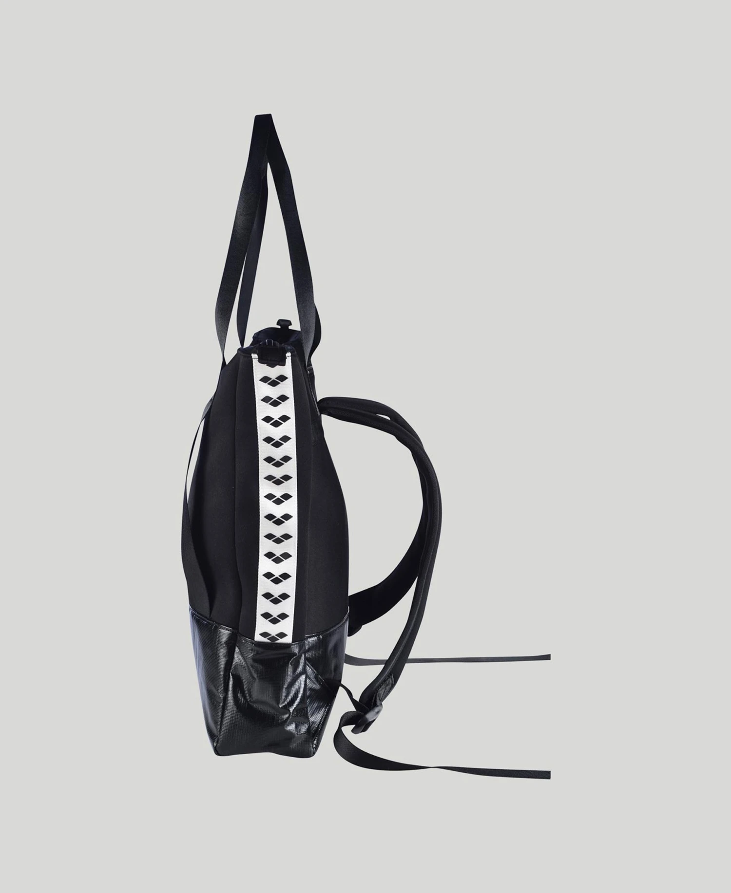 Arena Fast Tote All-Black 7 Arena Fast Tote All-Black - Image 5