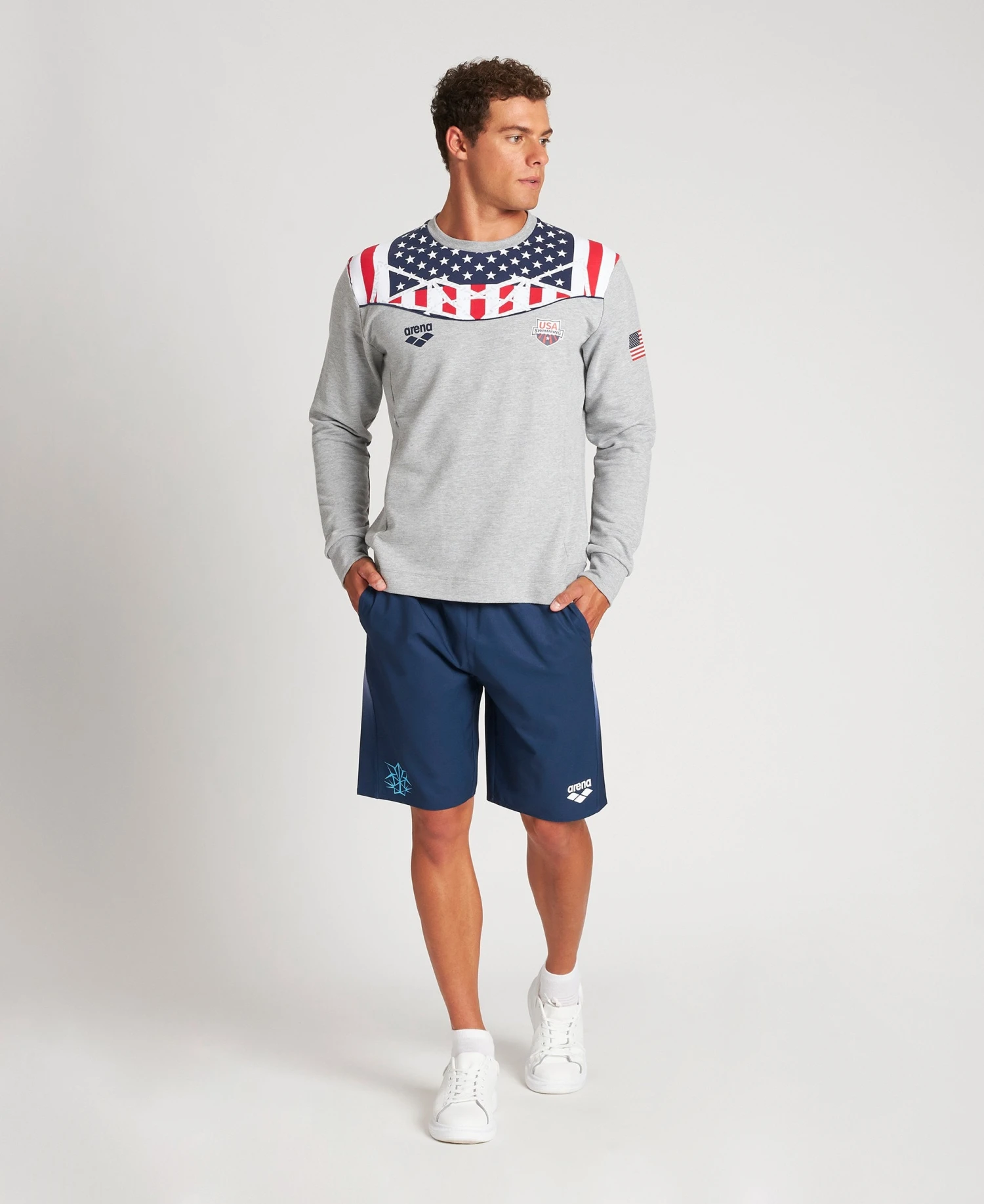 Arena USA Swimming Team Kit Men's Crewneck – Official Line 5 Arena USA Swimming Team Kit Men's Crewneck – Official Line - Image 3