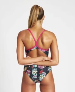 Arena Crazy Skulls Carnival Light Drop Back One Piece -Arena ftp m magentoproduct photos004045500 002 xl