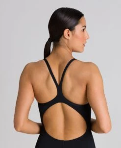 Arena Solid Light Drop Back One Piece -Arena ftp m magentoproduct photos004159505 004 xl