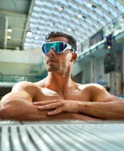 Arena The One Mirror Mask