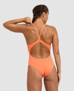 Arena Team Light Drop Back One Piece 39 Arena Team Light Drop Back One Piece -Arena ftp m magentoproduct photos004767350 002 xl