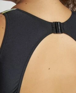 Arena Women's Shiny O Back One Piece PLUS -Arena ftp m magentoproduct photos004809500 005 xl