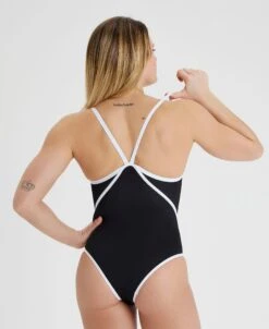 Arena Icons Solid Super Free Back One Piece 23 Arena Icons Solid Super Free Back One Piece -Arena ftp m magentoproduct photos005038501 002 xl