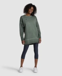 Arena Women's Icons Oversized Crewneck -Arena ftp m magentoproduct photos005592600 003 xl