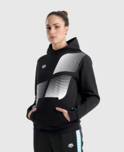 Arena Diamonds Solid Hoodie -Arena ftp m magentoproduct photos005653518 003 xl