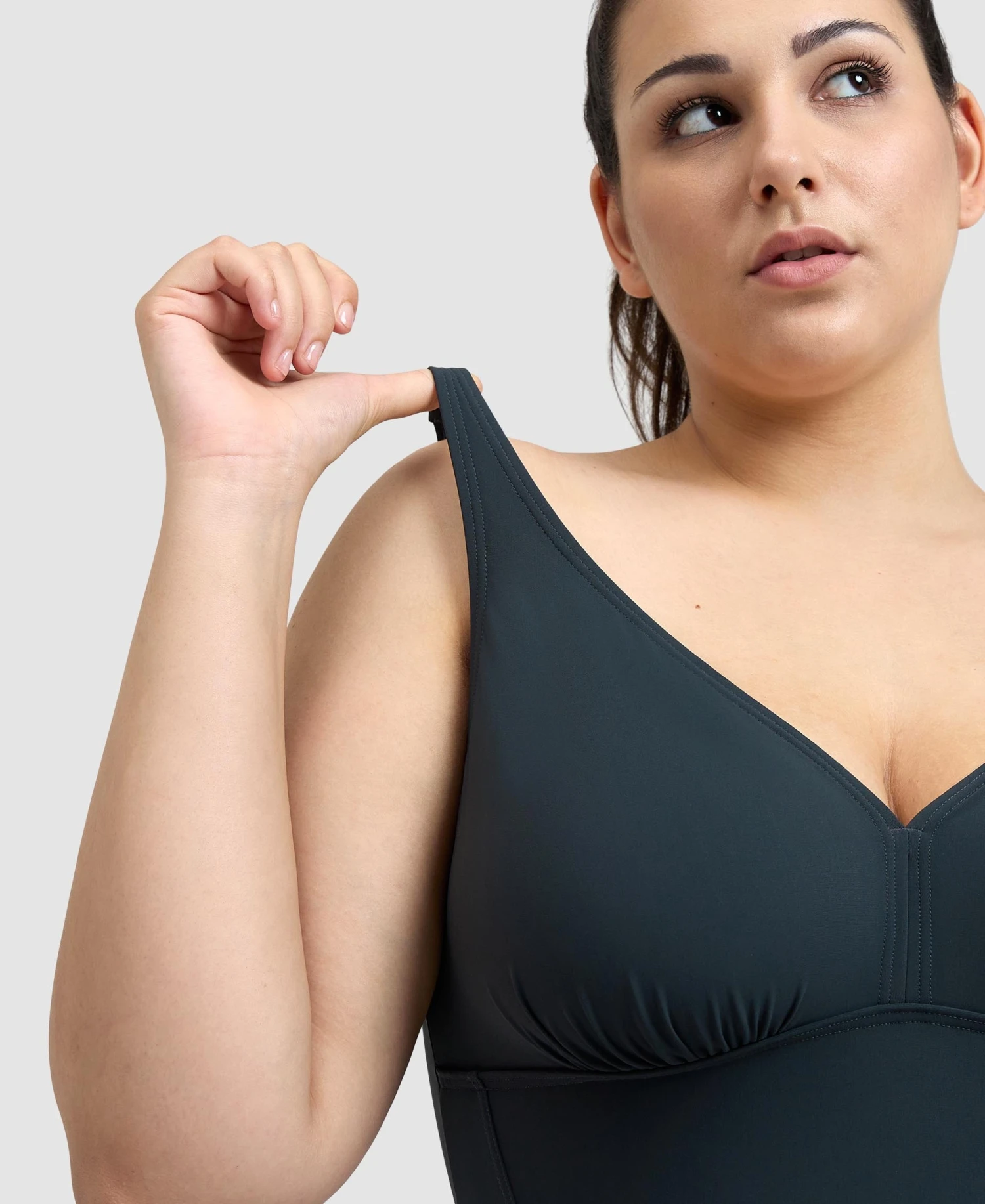 Arena Bodylift Maura U Back Plus One Piece 13 Arena Bodylift Maura U Back Plus One Piece - Image 11