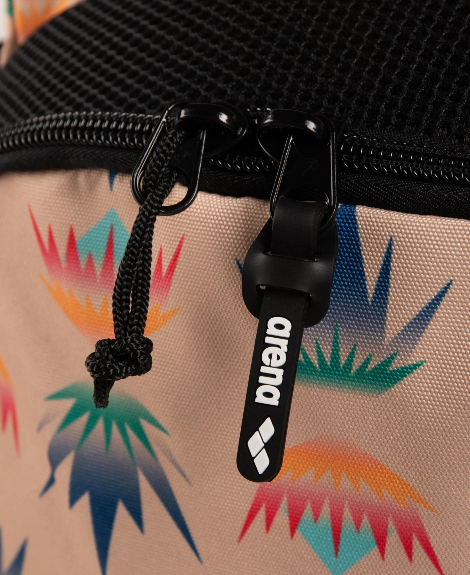 Arena Spiky III 35 Allover Print 22 Arena Spiky III 35 Allover Print - Image 20