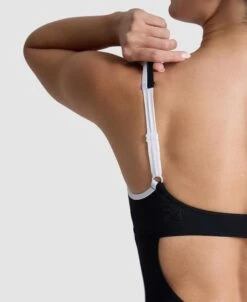 Arena Makimurax One Piece -Arena ftp m magentoproduct photos006525510 005 xl